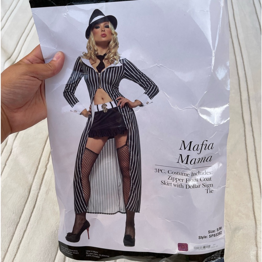 *NEW! Women Halloween Costume MAFIA MAMA, S/M - $ sign - Picture 7 of 11